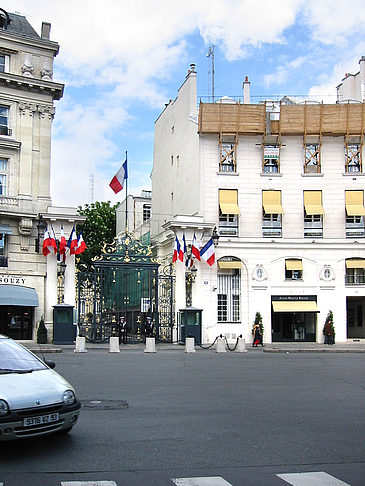 Straßen vor dem Louvre - Ile de France - Paris (Paris)