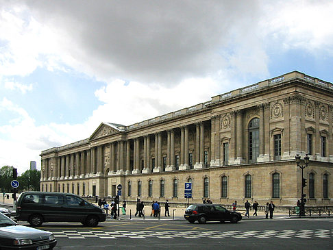 Fotos Außenmauern des Louvre