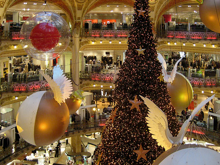 Fotos Weihnachtsbaum der Galeries Lafayette | Paris