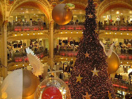 Fotos Weihnachtsbaum der Galeries Lafayette | Paris