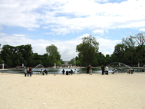 Foto Straßen vor dem Louvre - Paris