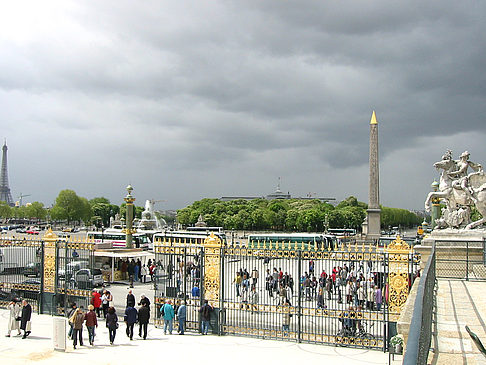 Straßen vor dem Louvre - Ile de France - Paris (Paris)