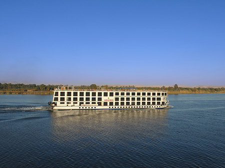 Schiffe und Boote - Landesinnere