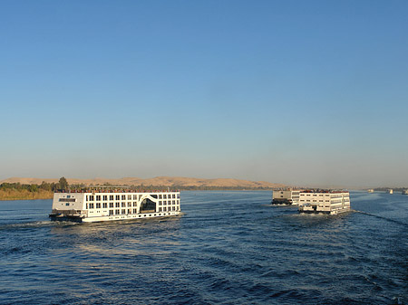 Schiffe und Boote - Landesinnere