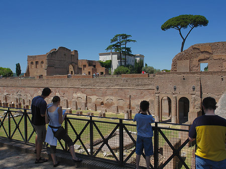 Menschen am Hippodrom - Latium (Rom) (Rom)